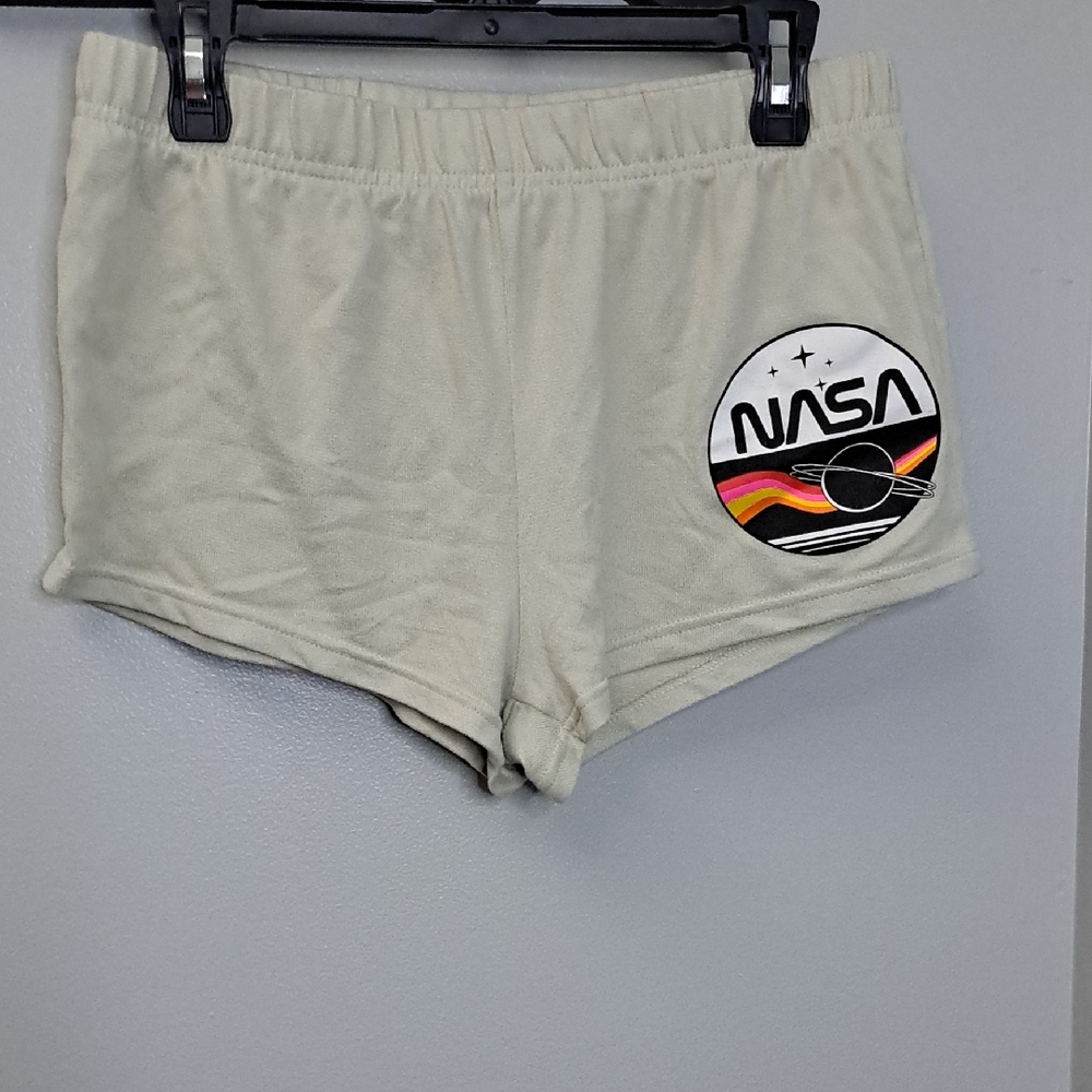Nasa Women's Cream Size Medium Sweat Shorts